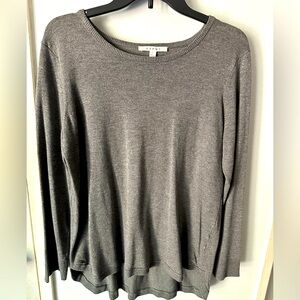 Women’s Grey long sleeve sweater
